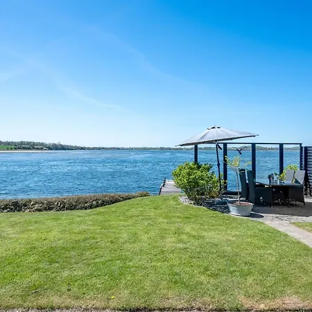 Stilla - 150m From The Sea By Interhome *